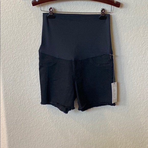 JUSTUSA High Waist Maternity Shorts Black Denim Size 27 - Picture 1 of 8